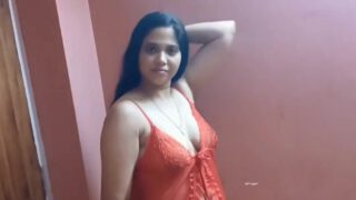 Tangra elaka’r couple aabar hajir ak gorom blue film niye