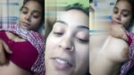 Bangladeshi bhabhi MMS clip diye nijer dudu gulo dekhalo