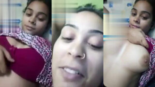 Bangladeshi bhabhi MMS clip diye nijer dudu gulo dekhalo
